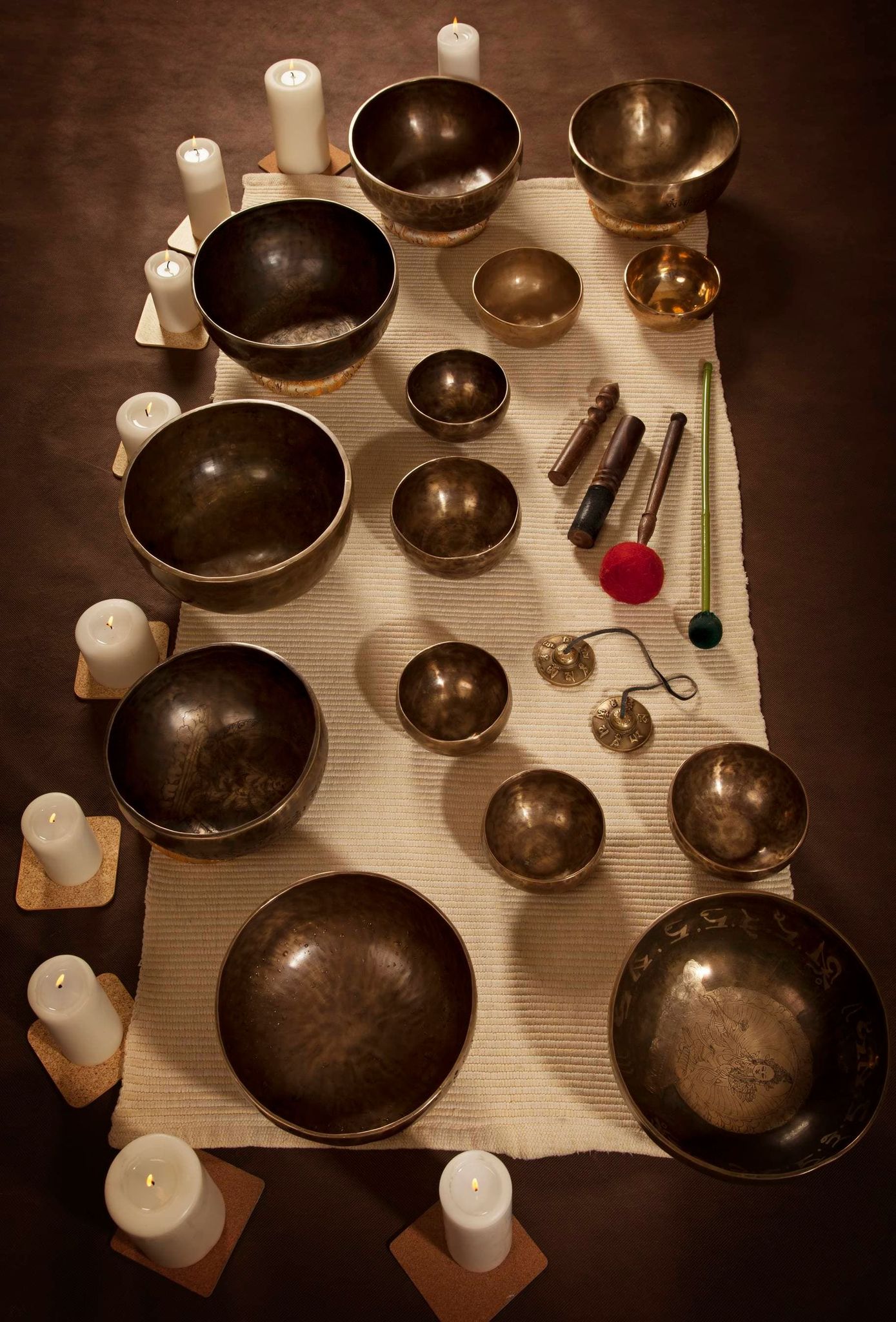 Singing bowl sound and vibration healing